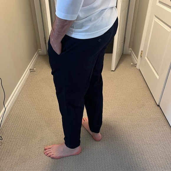 Banana Republic Joggers - Picture 5 of 5
